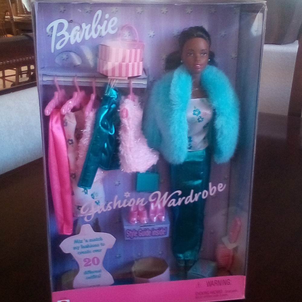Fashion wardrobe Barbie